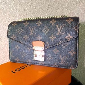 COPY Louis Vuitton New Chain Handbag
